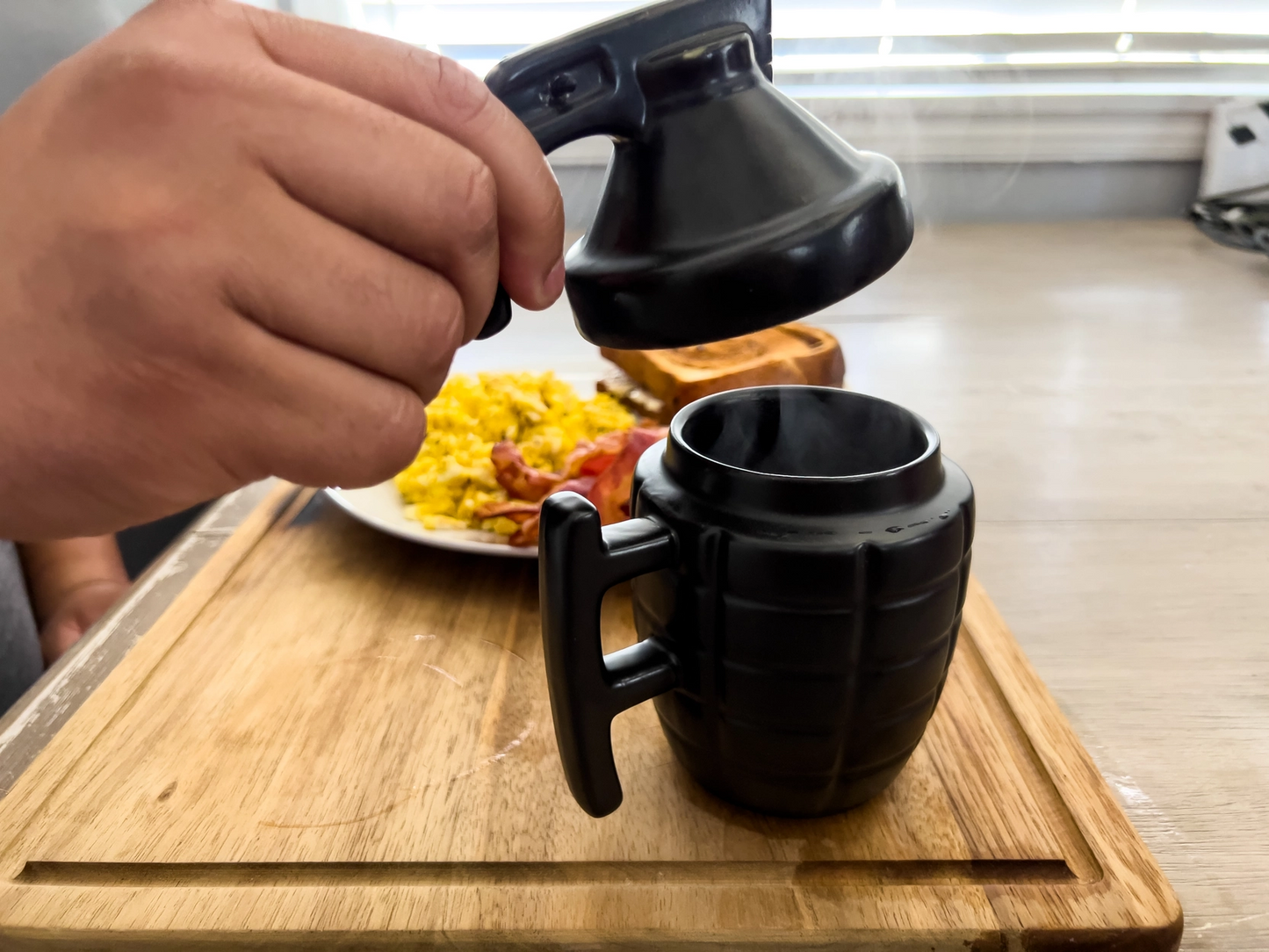 Grenade Mug with Lid