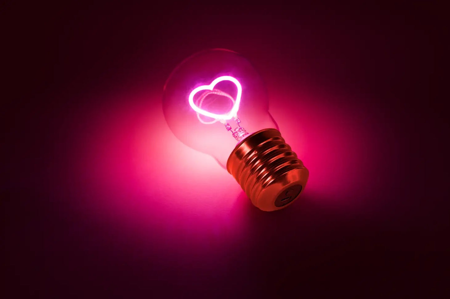 Magic Cordless Heart Lightbulb