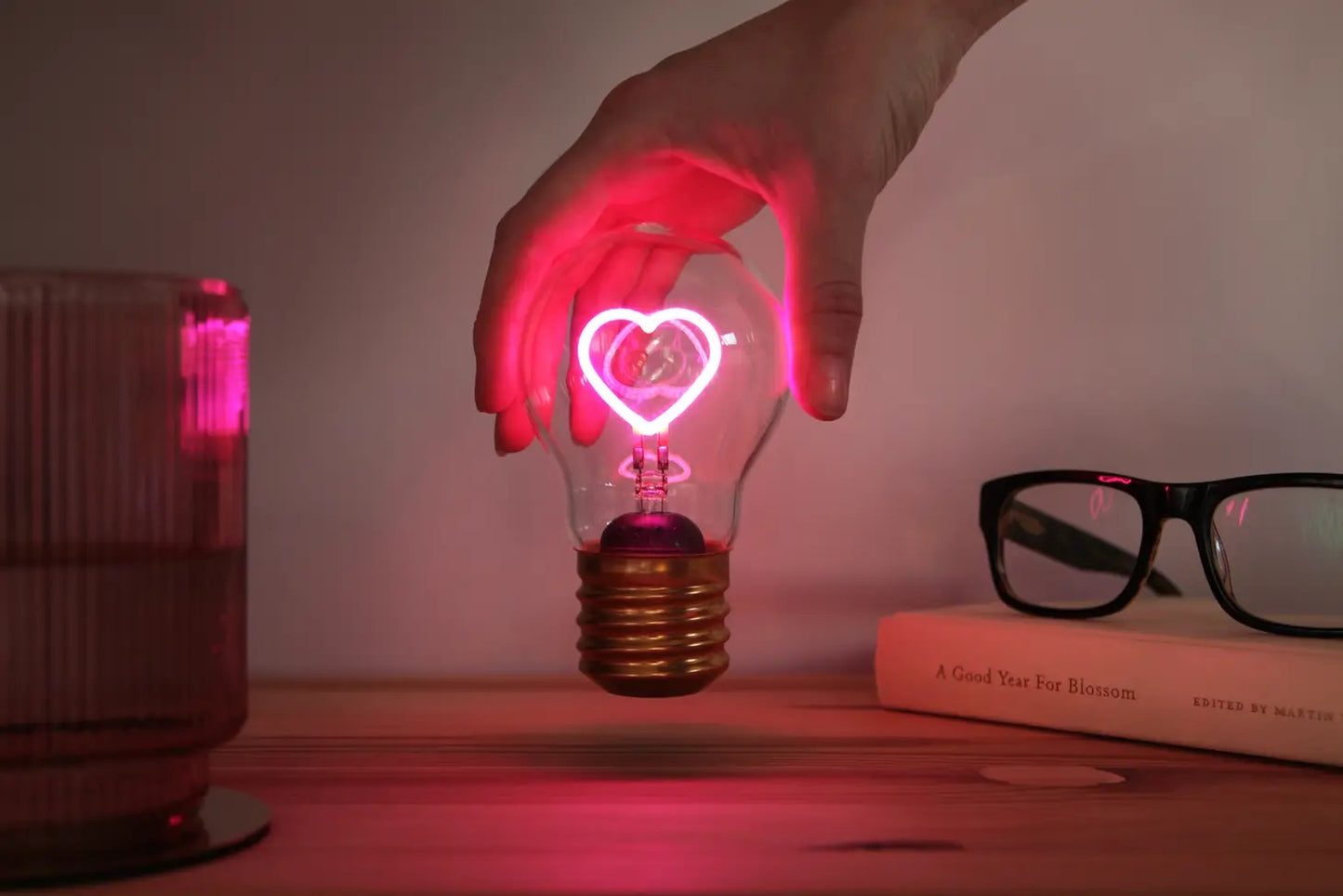 Magic Cordless Heart Lightbulb